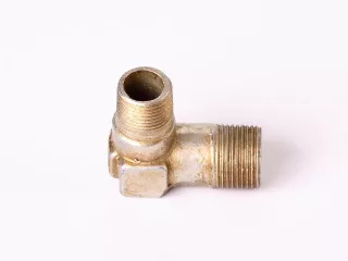 Belarus/MTZ brake- valve connecting elbow (0)